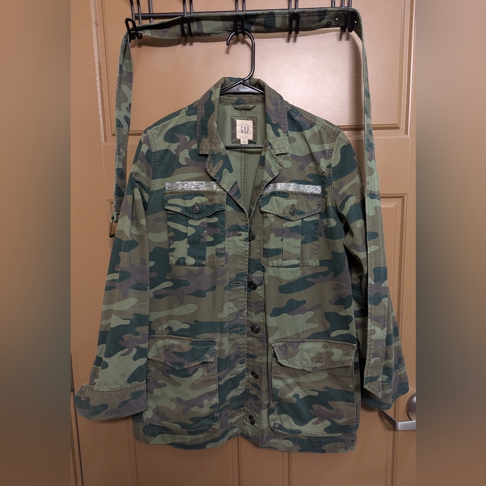 Gap Camouflage Jacket With Belt